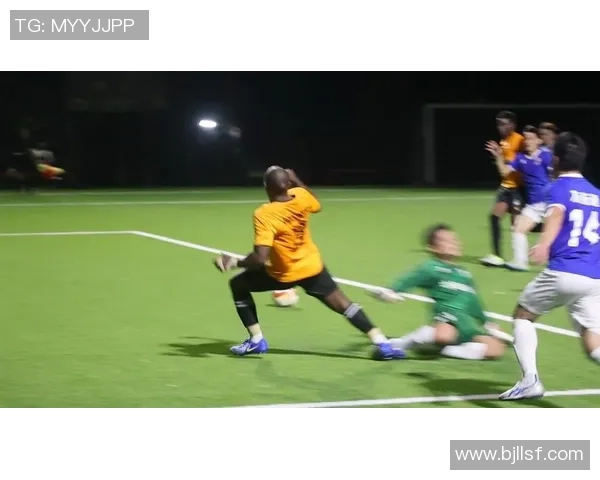 足球明星精彩瞬间集锦展现他们的独特代表动作与激情时刻 足球明星精彩瞬间集锦展现他们的独特代表动作与激情时刻