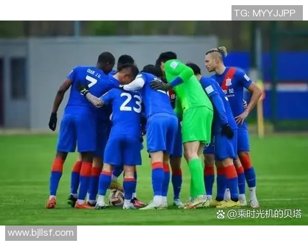 十二星座与足球明星的完美结合探索他们的性格与球场表现之间的奥秘