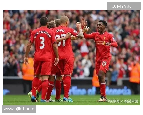 南京足球队在冠军赛中的灵活性展现与战术调整分析